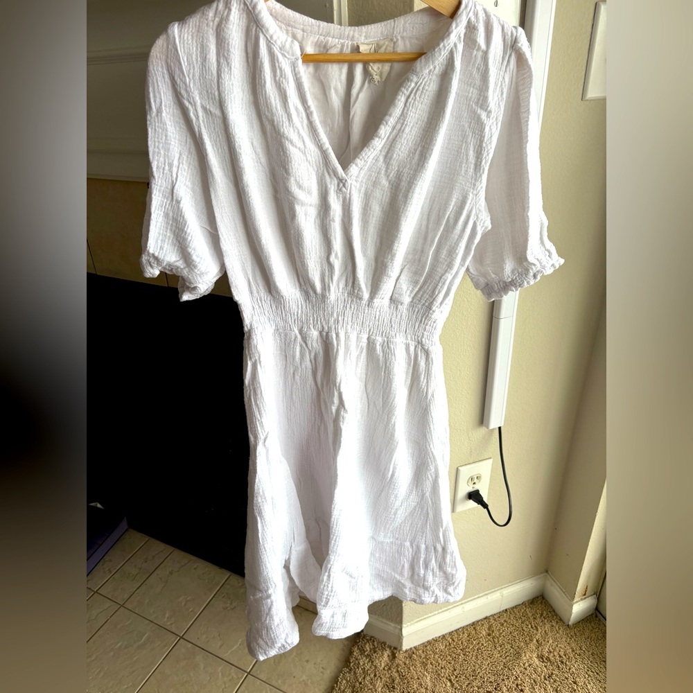 Joie White Cotton Midi Dress – V-Neck, Short Sleeve, Size Small (Fits Medium),